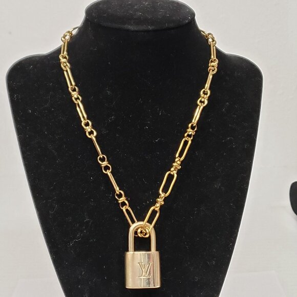 Authentic Louis Vuitton Padlock w/unbranded Stainless Steel Necklace & Bracelet - Picture 4 of 16